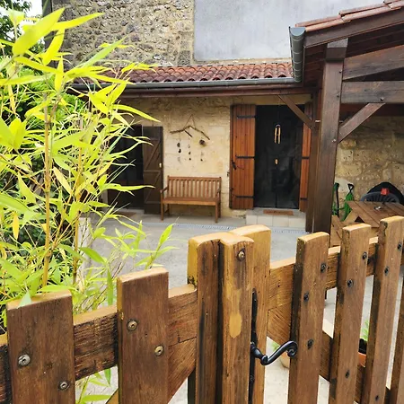 Semesterbostad Maison En Pierre Chez Sorel Couze-et-Saint-Front