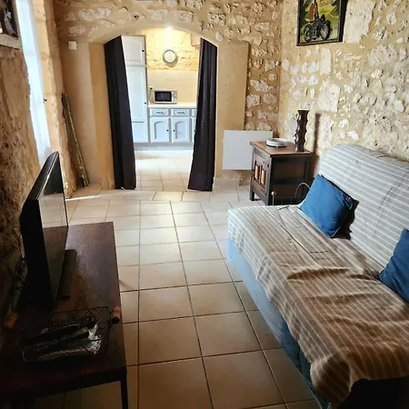 Casa vacanze En Pierre En Dordogne Au Calme Dans Un Village Chez Sorel *