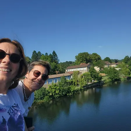 Maison En Pierre Chez Sorel * Couze-et-Saint-Front