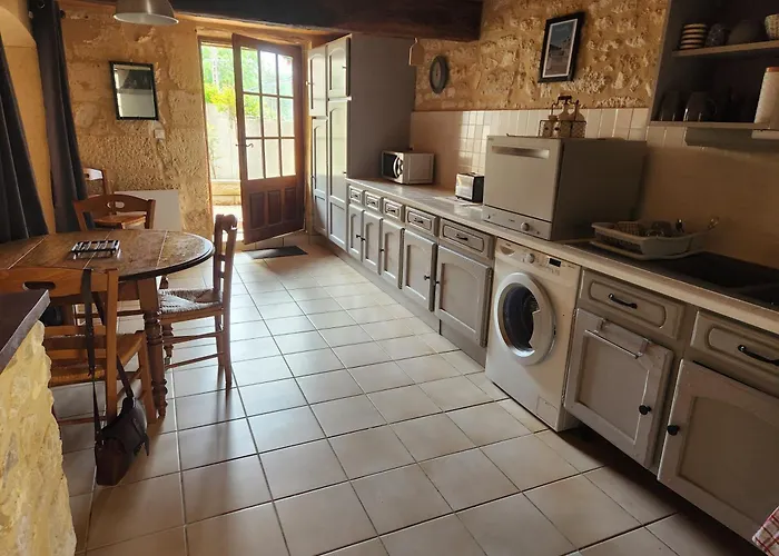 Cosy En Dordogne Entre Bergerac Et Sarlat Chez Les Couz'hotes Du Perigord 別荘 *