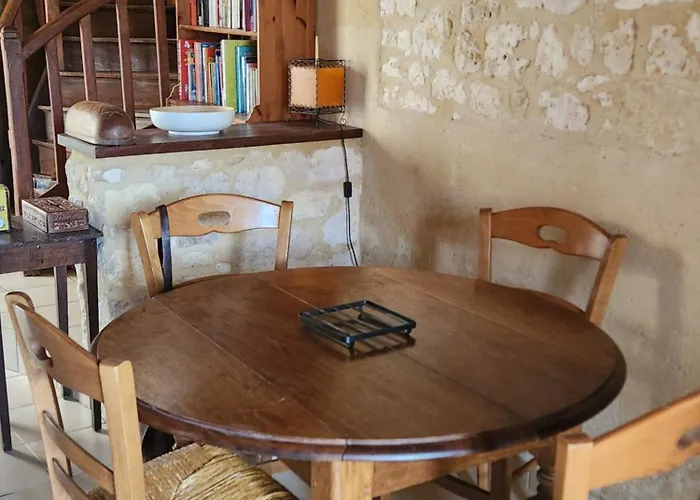 別荘 Maison En Pierre Chez Sorel