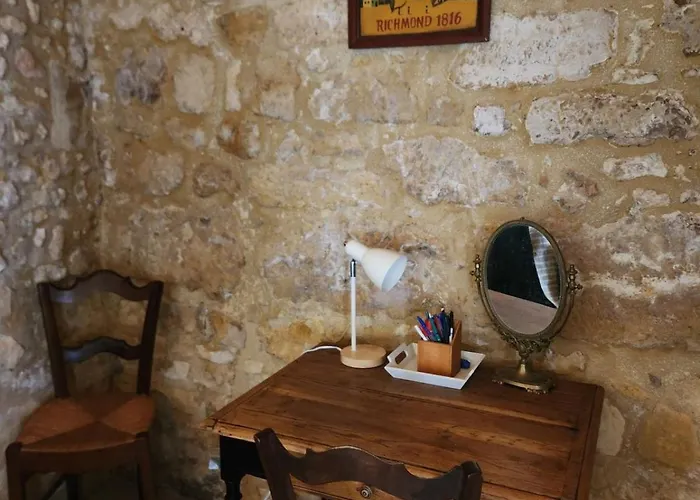 Maison En Pierre Chez Sorel 別荘 Couze-et-Saint-Front