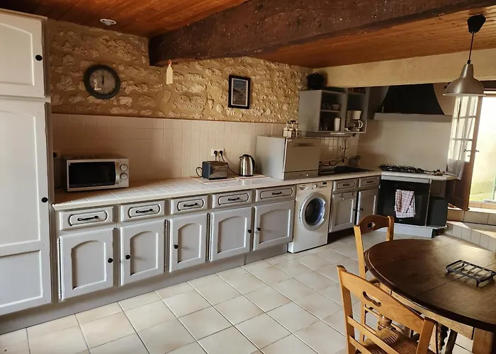 Maison En Pierre Chez Sorel 別荘