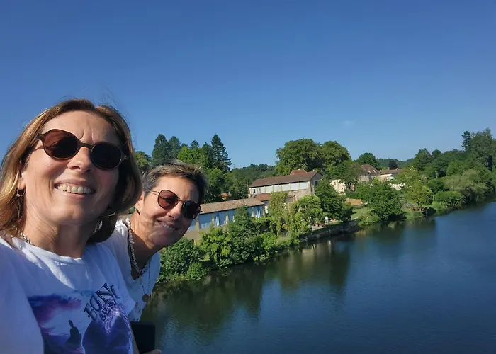 Maison En Pierre Chez Sorel * Couze-et-Saint-Front